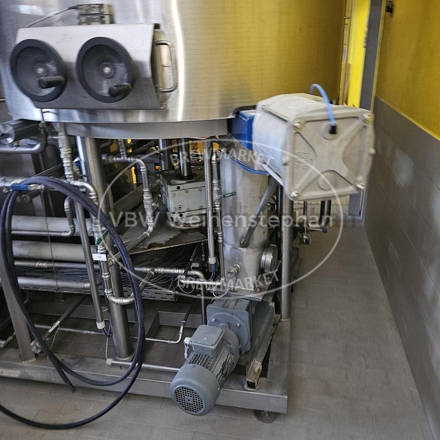 Used 5-device brewhouse in block construction