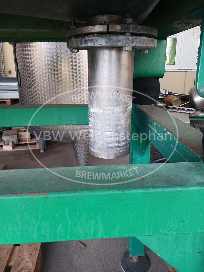 Used decanter centrifuge