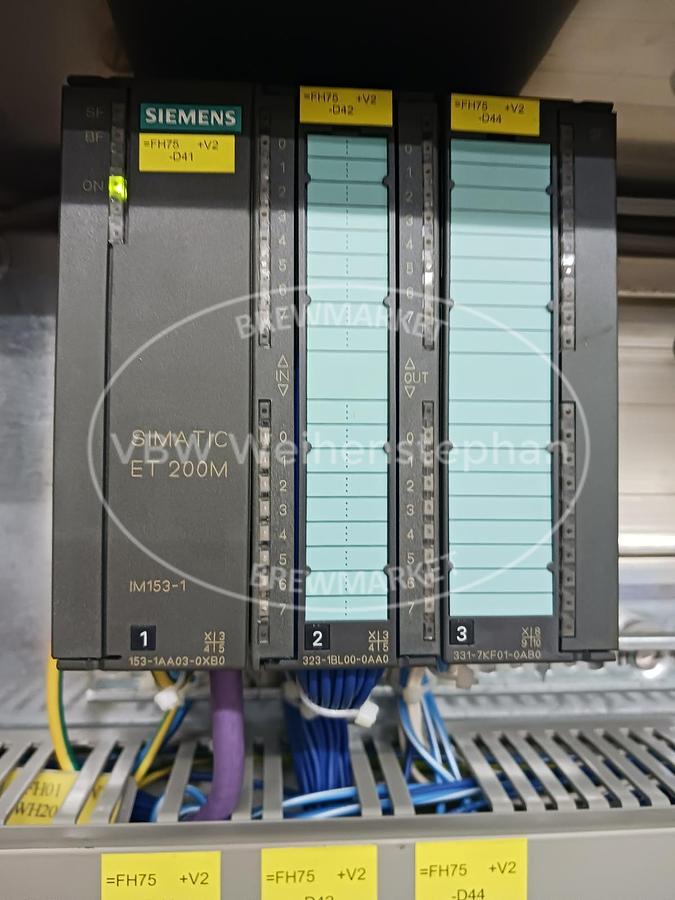 Used Rinsing, filling and sealing machine