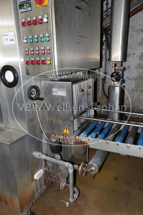 Used crate washer