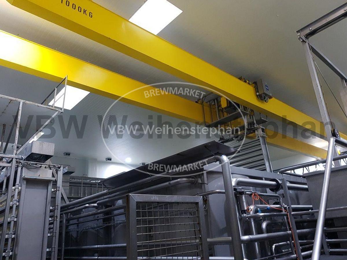 Used Travelling crane for salt bath system