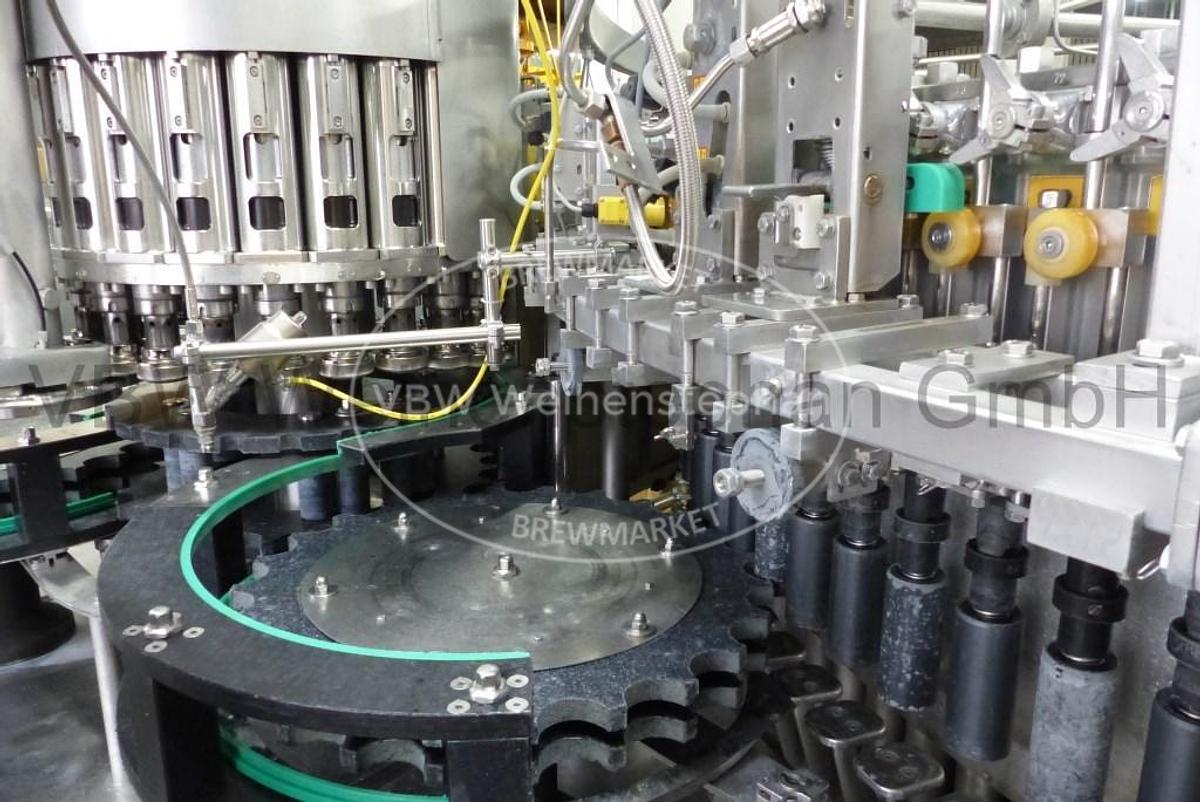 Used bottle filler and capper