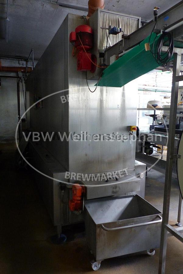 Used crate washer
