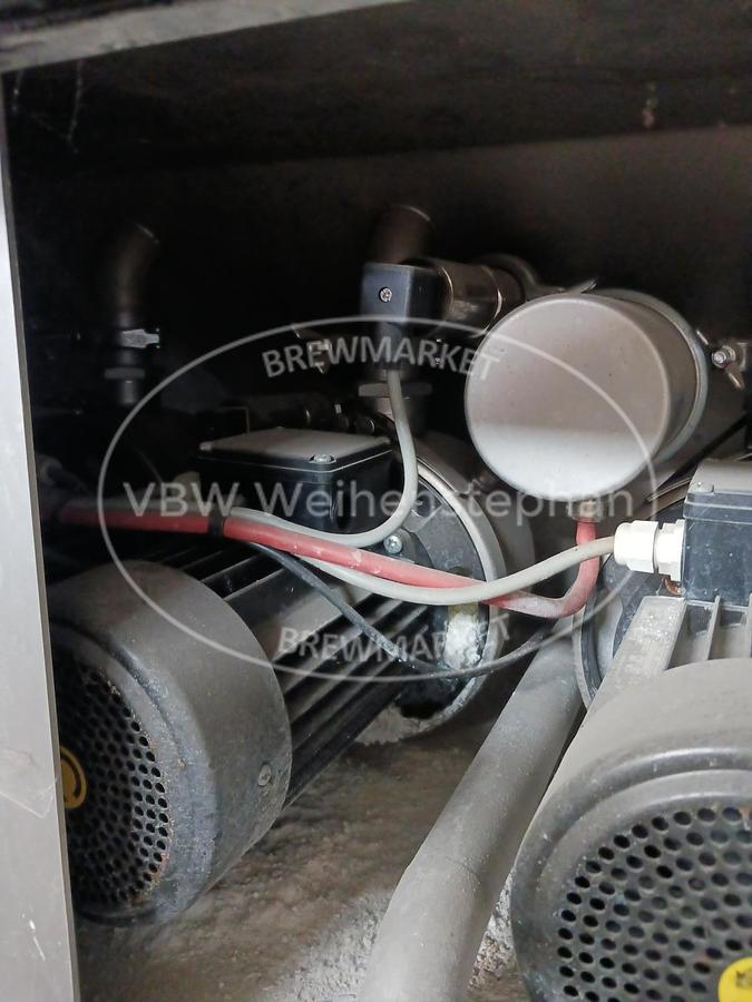 Used bottle washer
