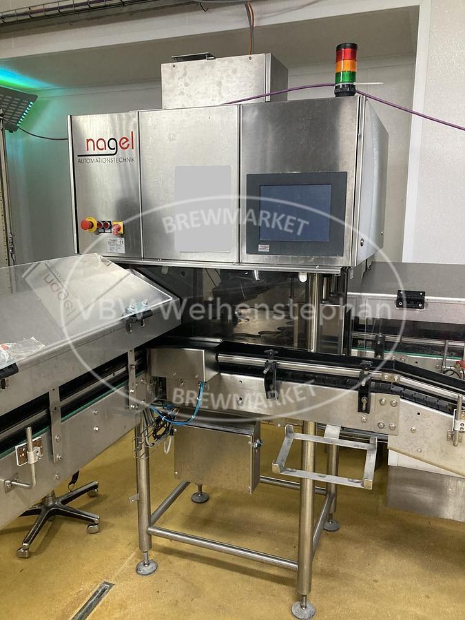 Used empty bottle inspector