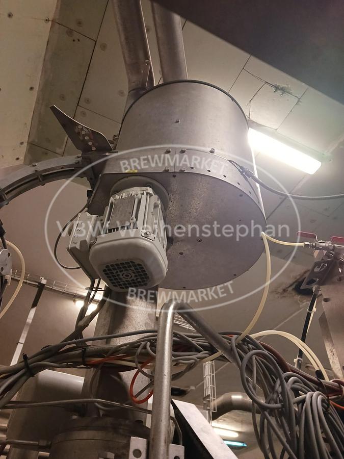 Used Glass bottle filler and capper