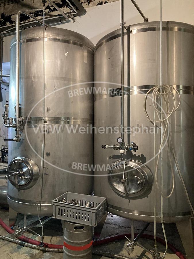 Used pressure tank cellar