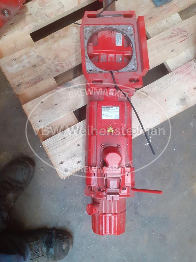 Used servo motors