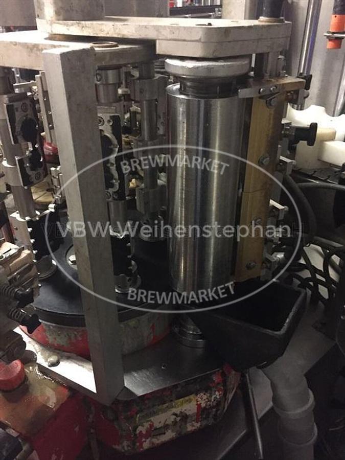 Used bottle labeling machine for swing stopper bottles
