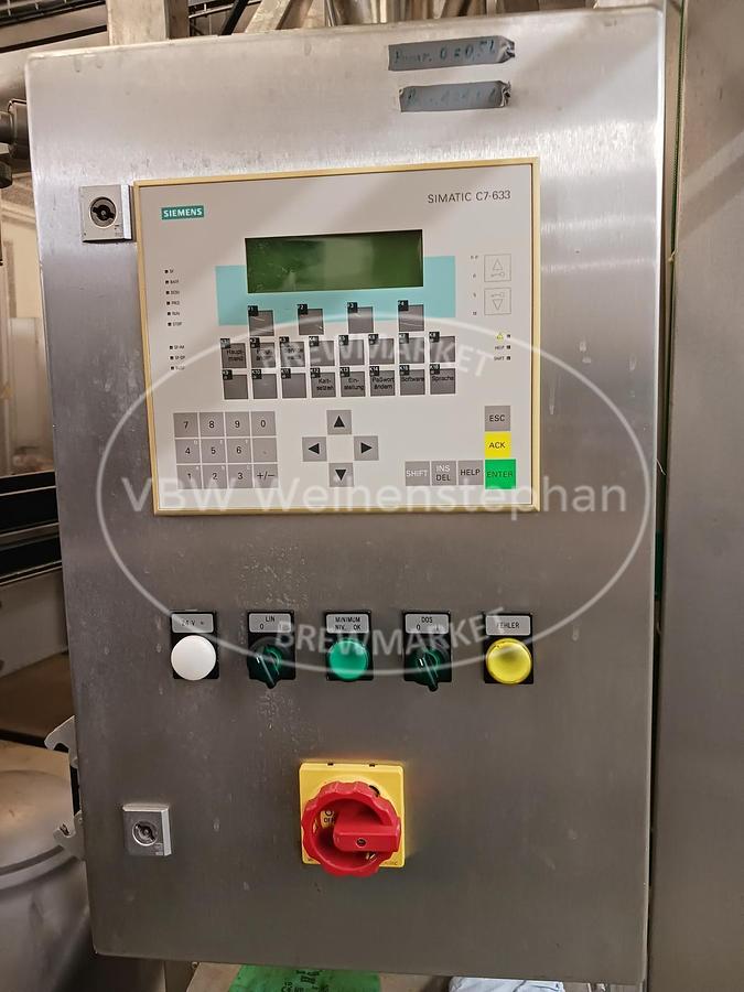 Used Rinsing, filling and sealing machine