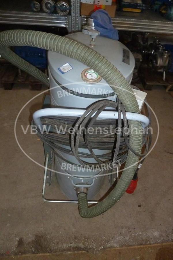 Used vacuum cleaner