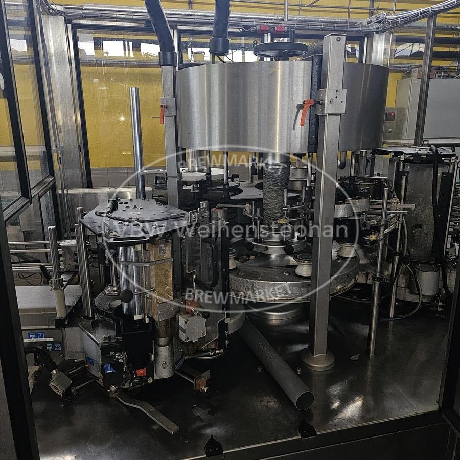Used labeling machine