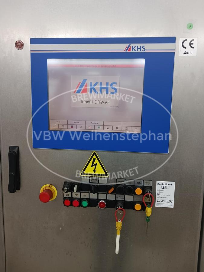 Used Rinsing, filling and sealing machine