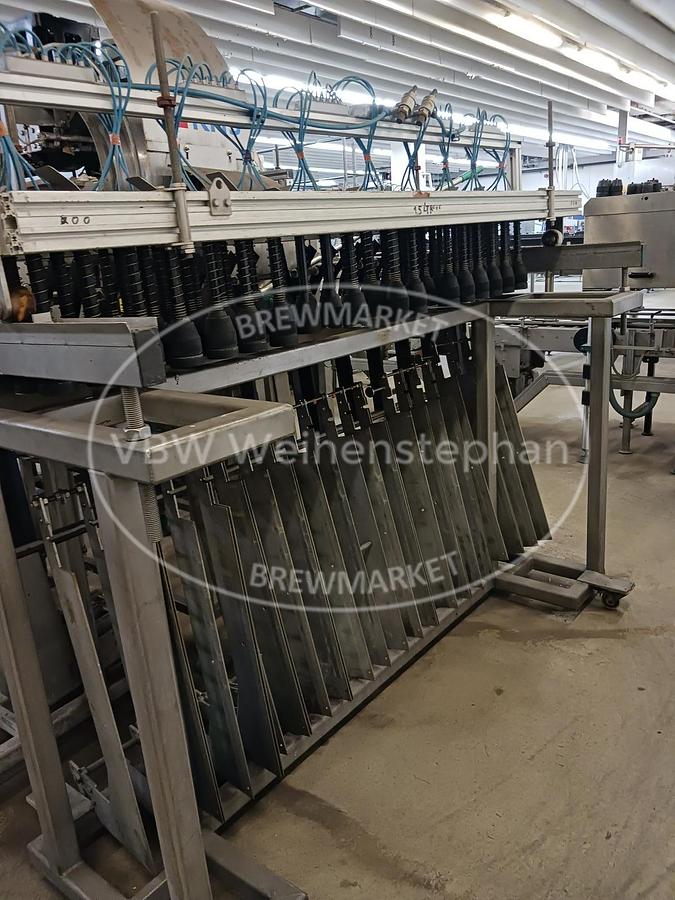 Used crate packer