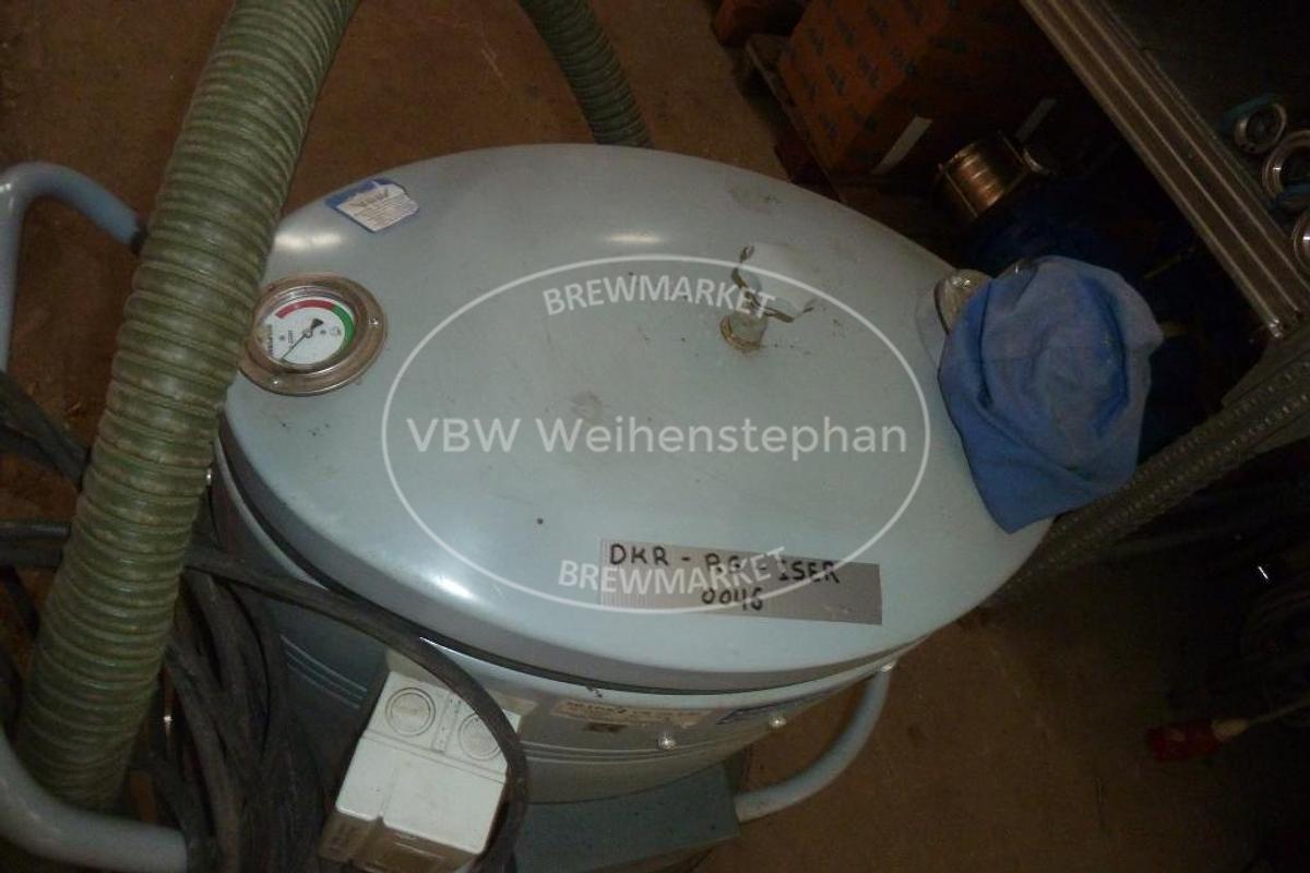 Used vacuum cleaner