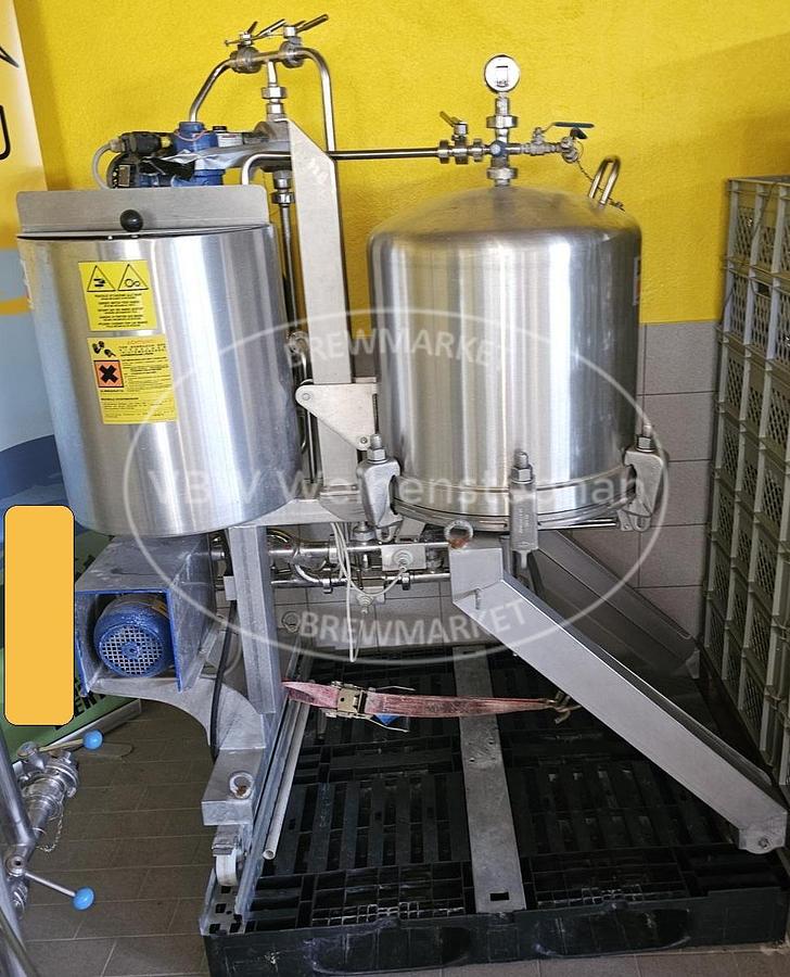 Used Kieselguhr filter with horizontal filter elements