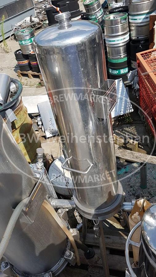 Used trap filter housing