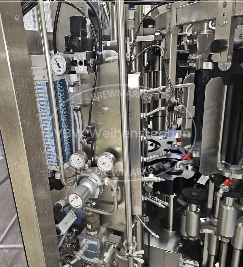 Used Filling line for disposable bottles