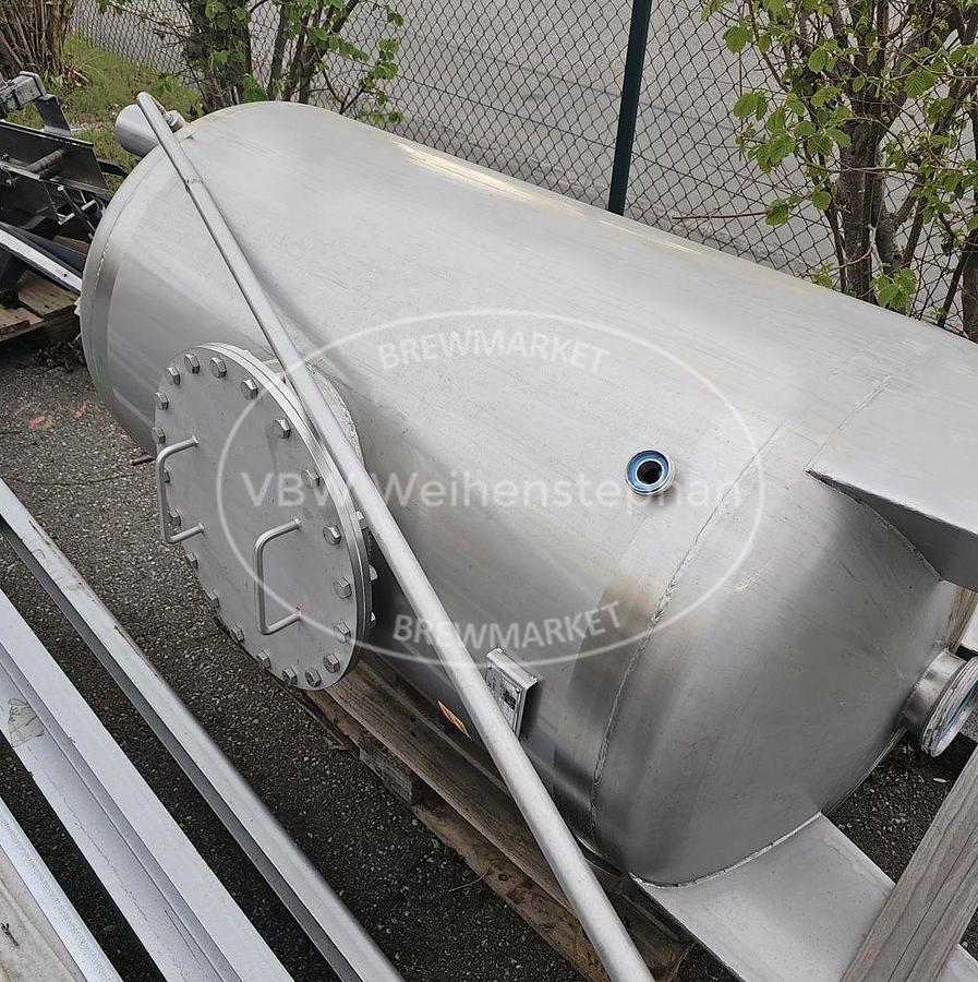 Gebraucht stehender Edelstahltank