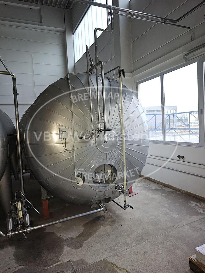 Used Storage tank