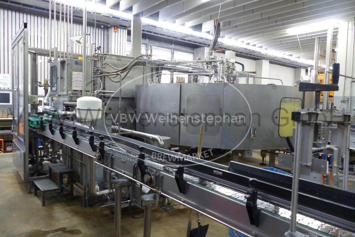 Used bottle filler and capper