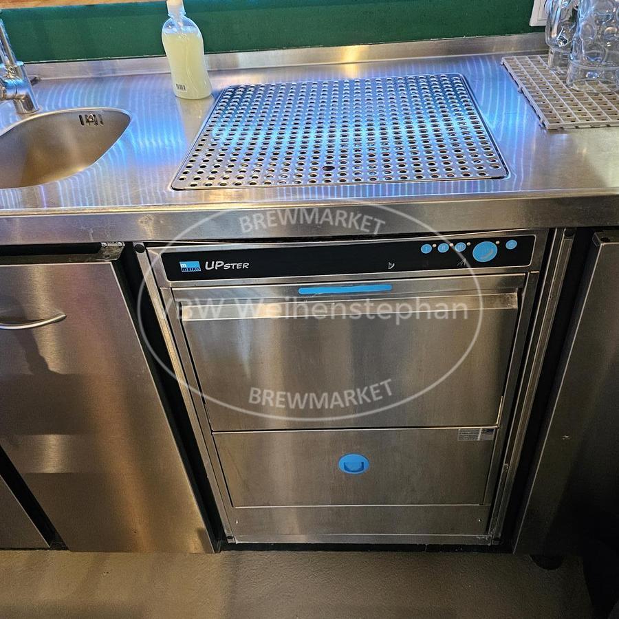 Used Glasswasher