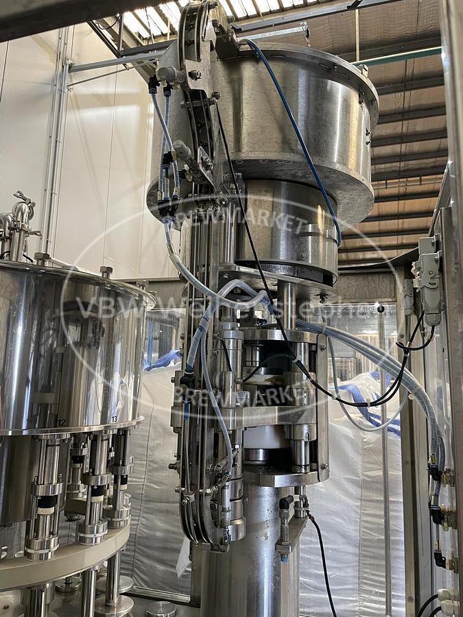 Used glass bottle filler and capper