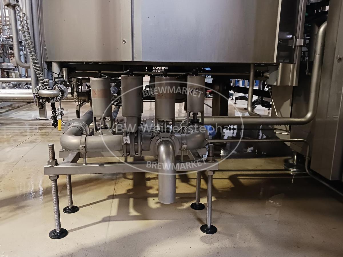 Used Glass bottle filler and capper