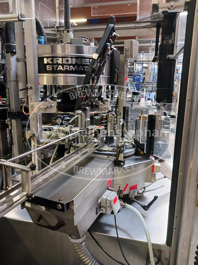 Used labeling machine