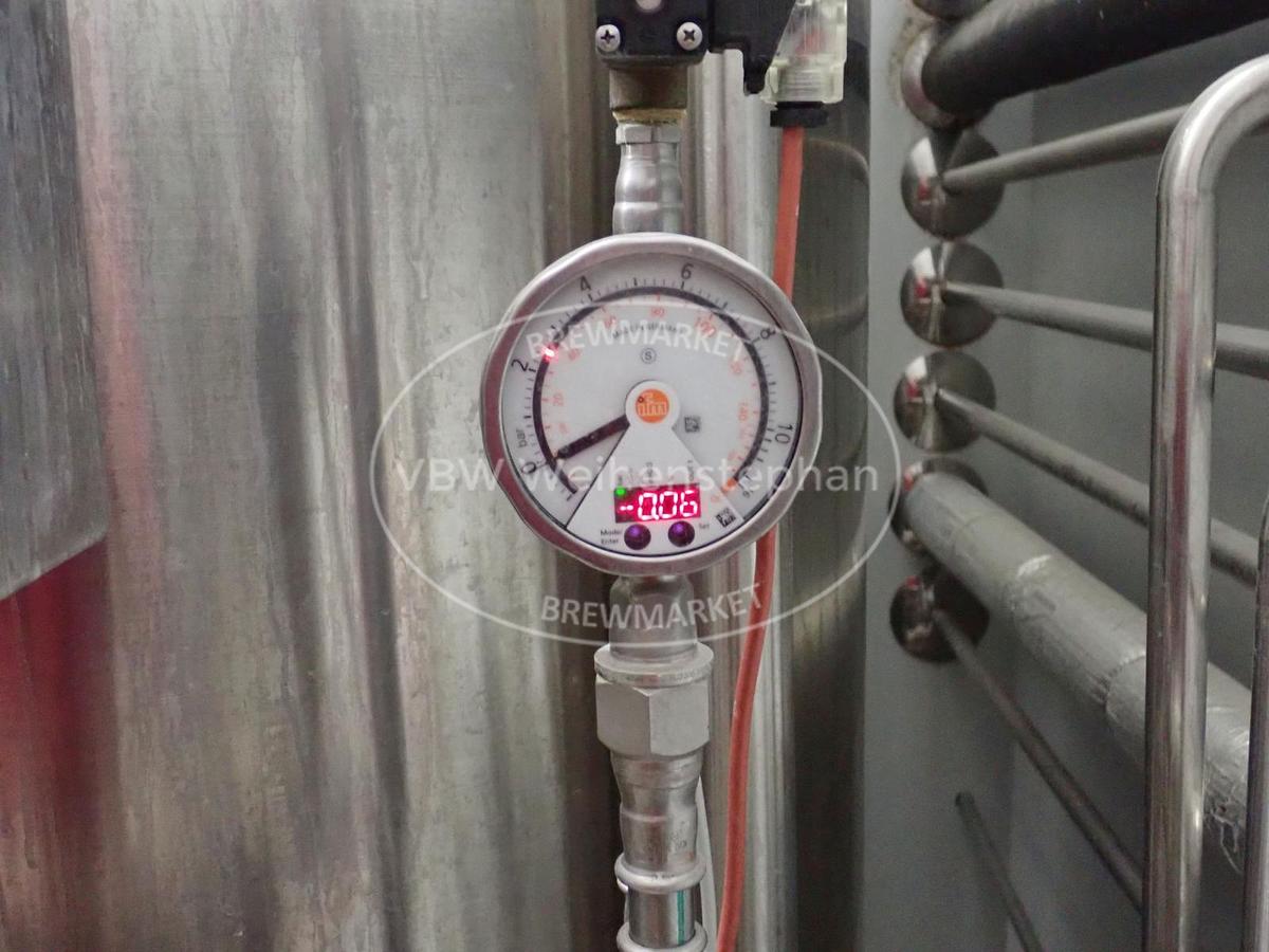 Used hot water tank