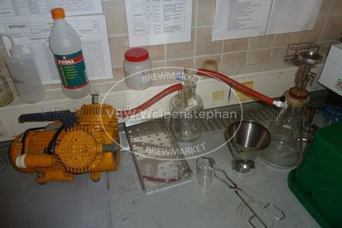 Used vacuum pump