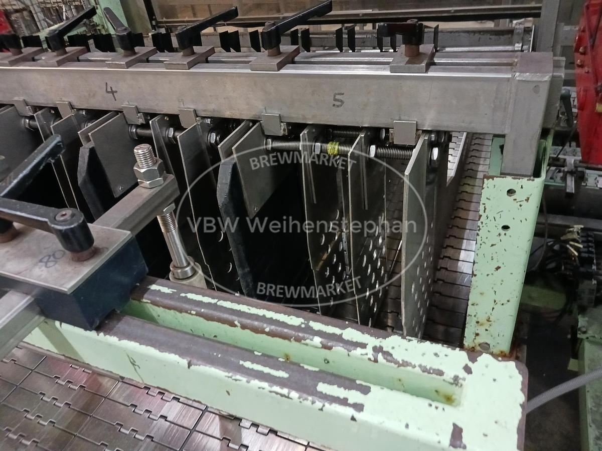 Used crate packer