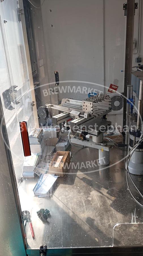 Used labeling machine