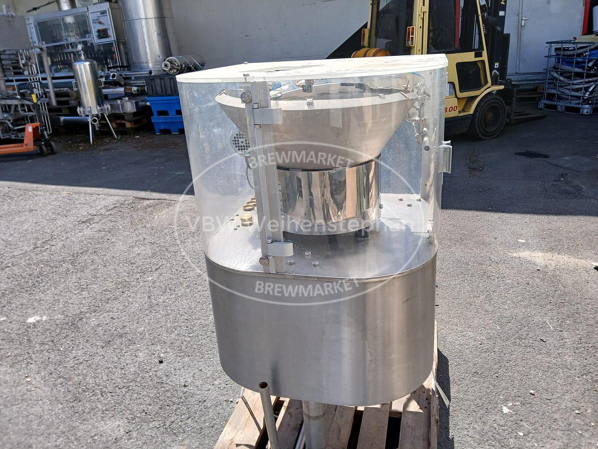 Used Capper