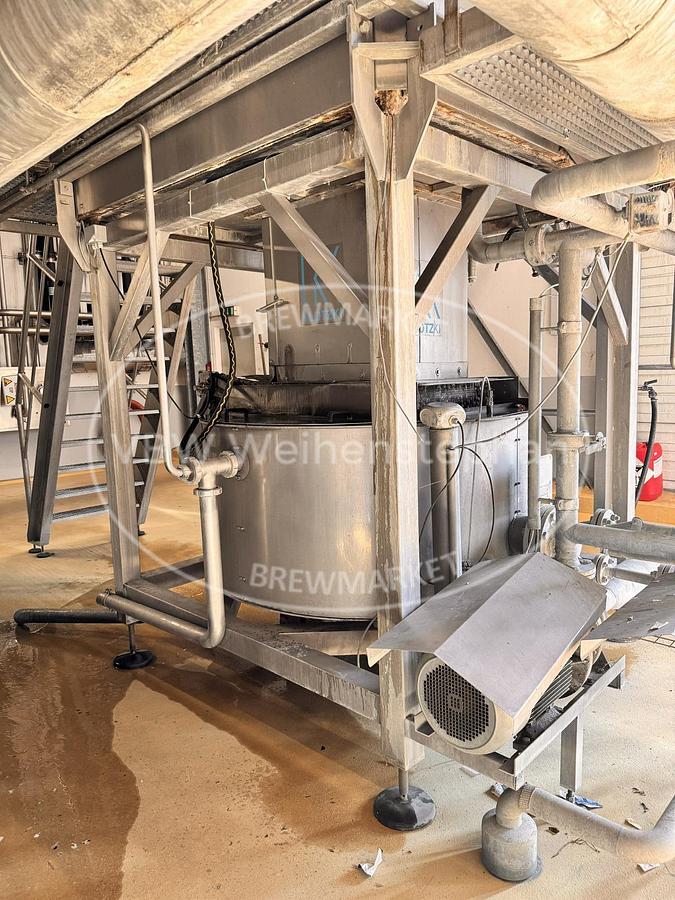 Used Crate washer