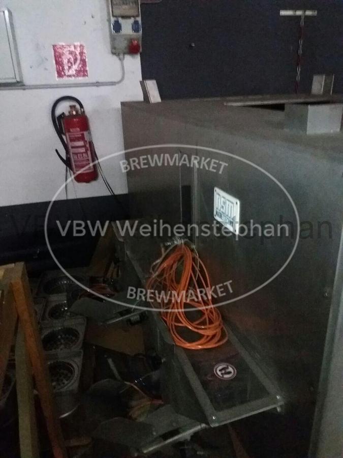 Used Crown cork bunker