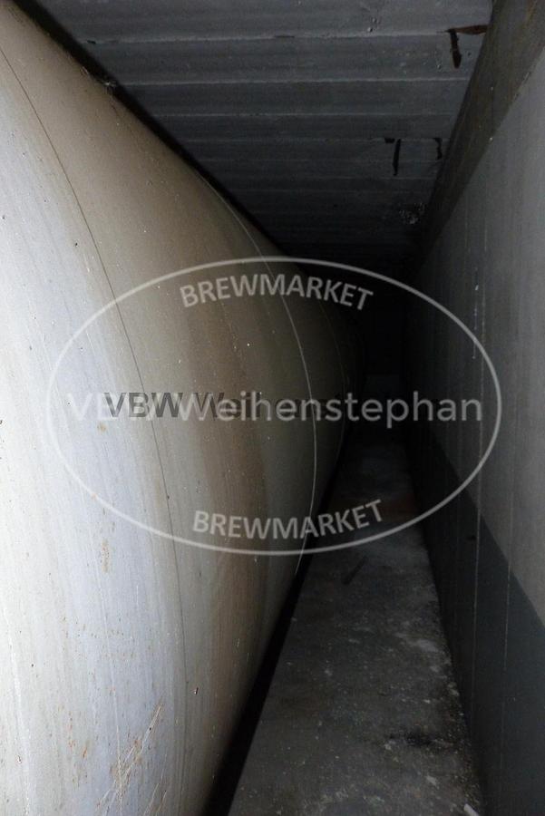 Used heating oil storage tank