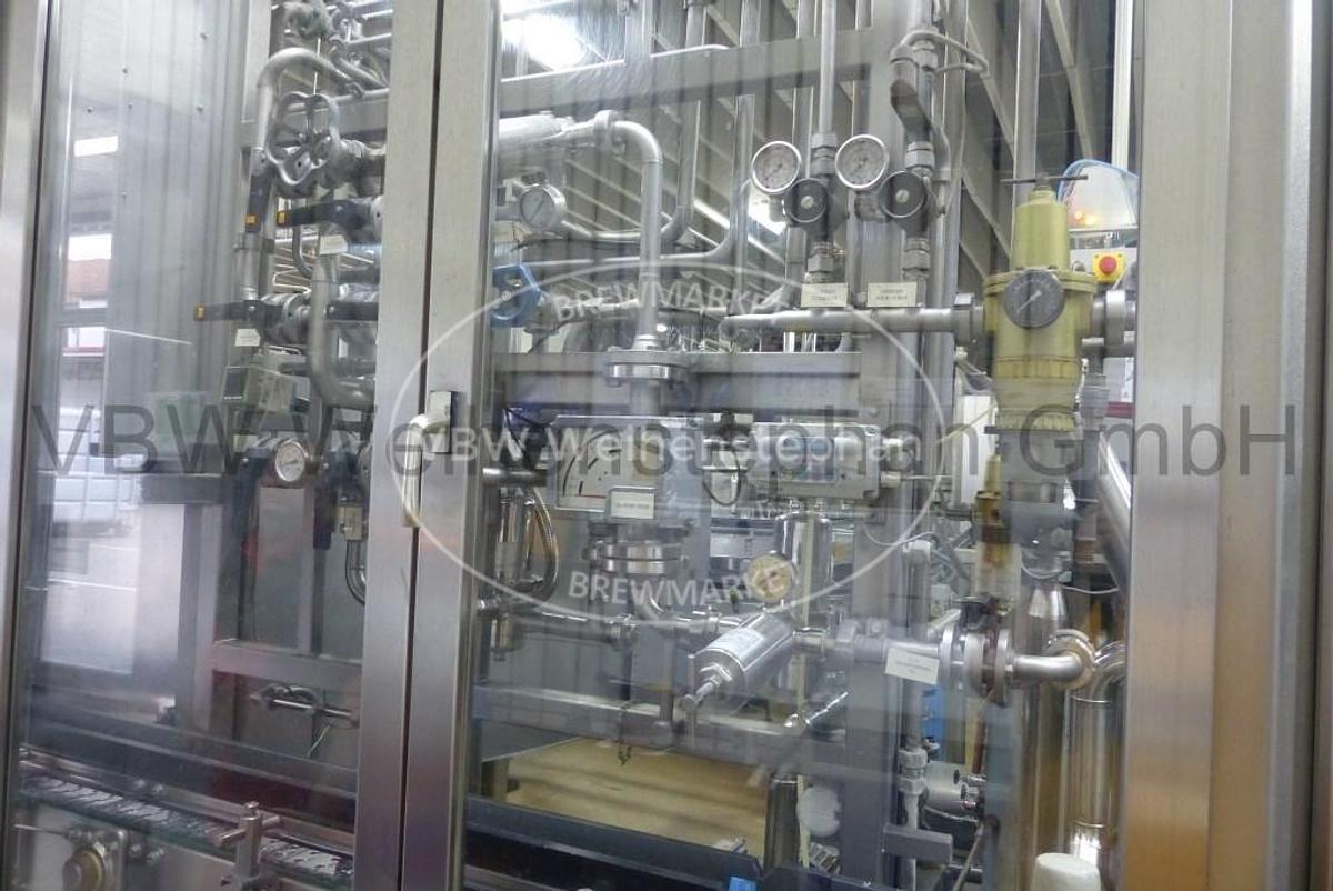 Used bottle filler and capper