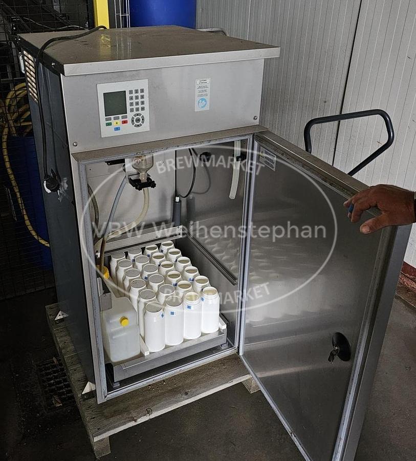 Used compact sampler