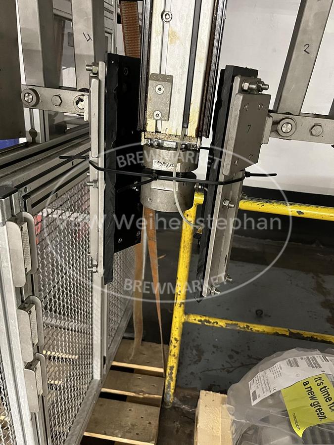 Used Cap applicator for KEG barrels