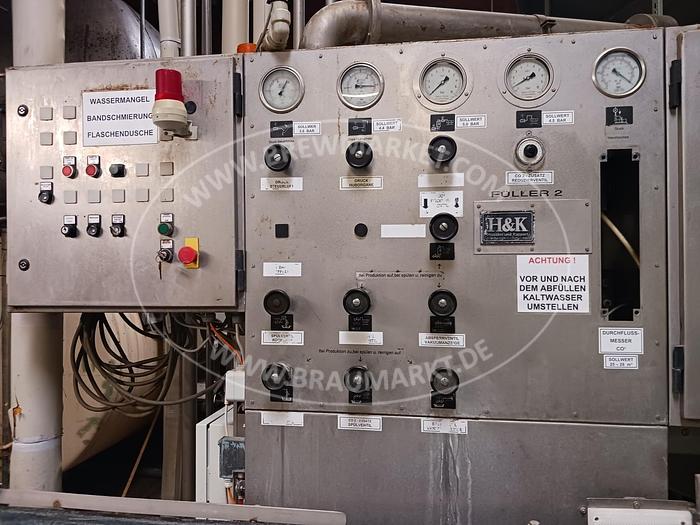 Used Glass bottle filler