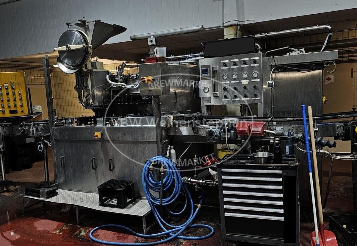 Used nonreturnable glass bottle filling line