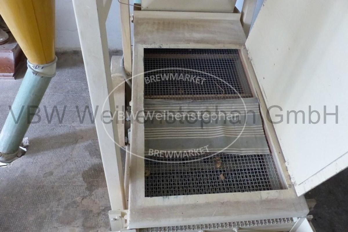 Used Vibratory screener, stone seperator