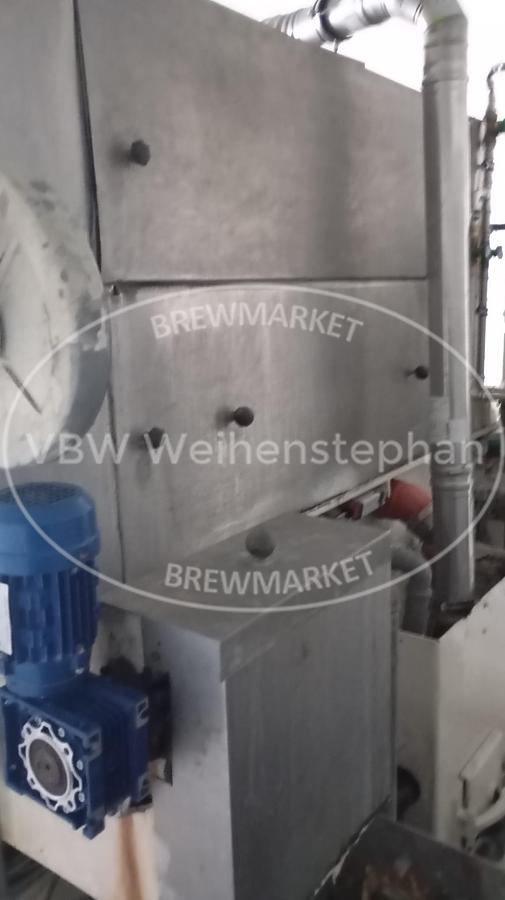 Used glass bottle filling and cleaning plant