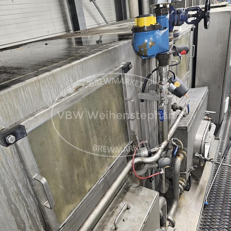 Used PET bottle filling line