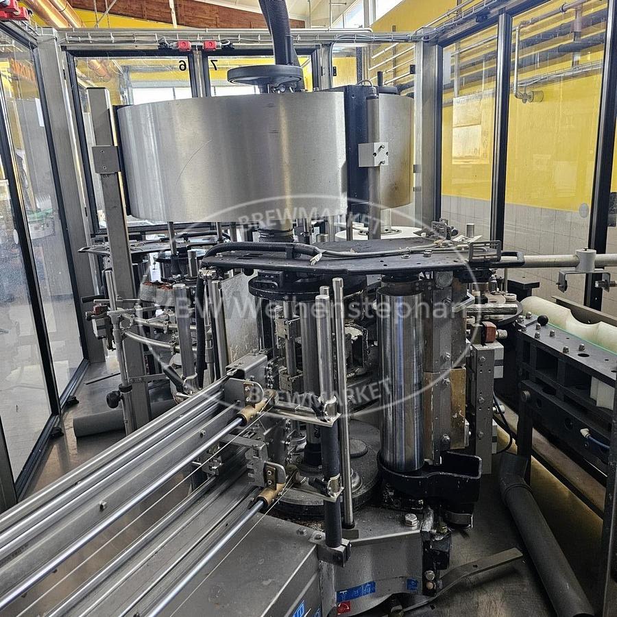 Used labeling machine