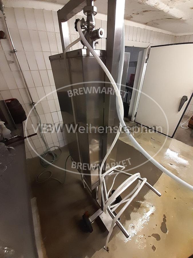 Used party keg filling machine