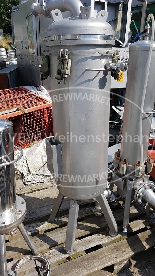 Used trap filter housing