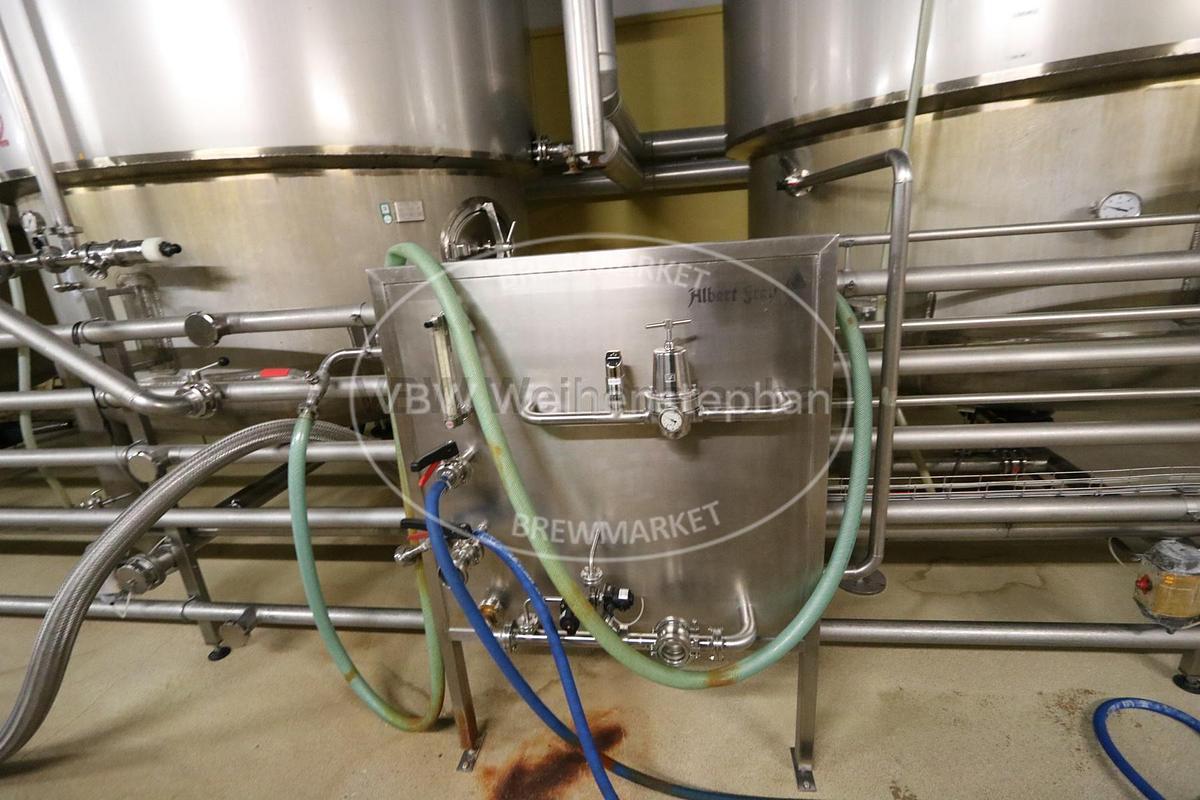 Used Mixing tank system (with 3 tanks)