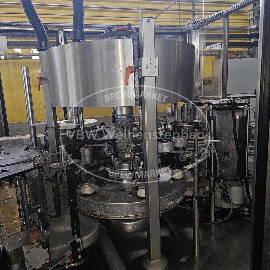 Used labeling machine